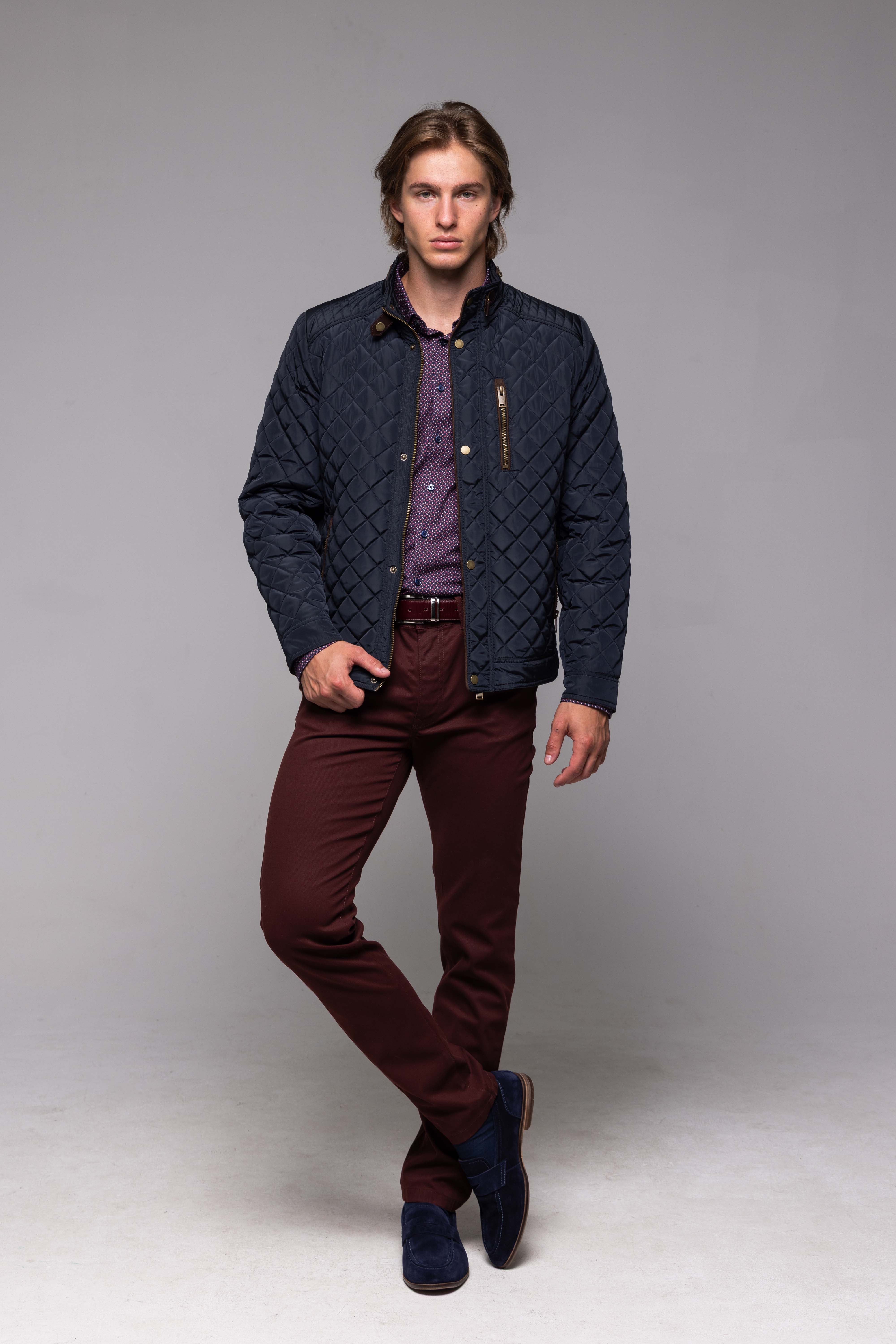 Tmavě modrá prošívaná bunda