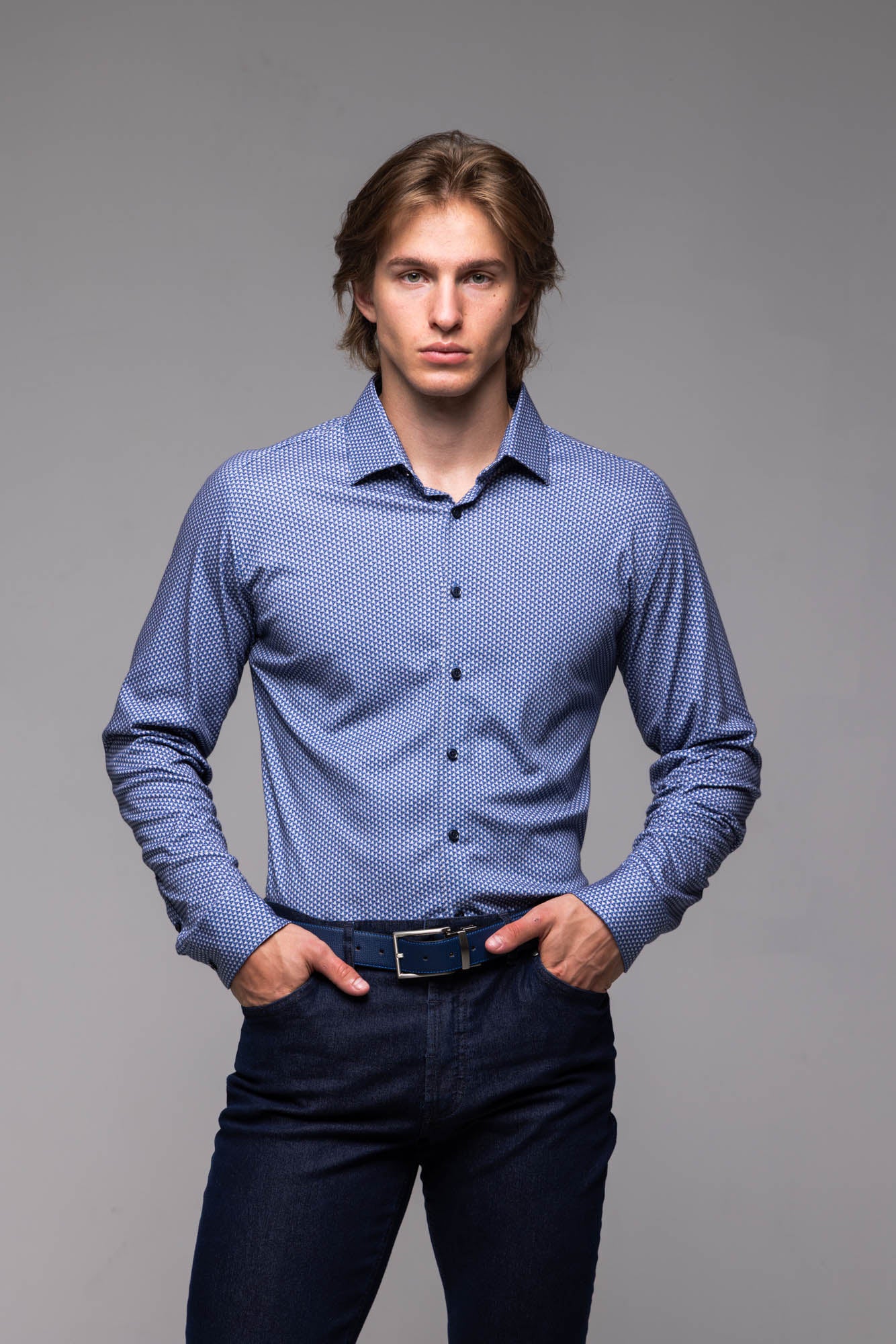 Bielomodrá strečová Extra Slim Fit košeľa so vzorom