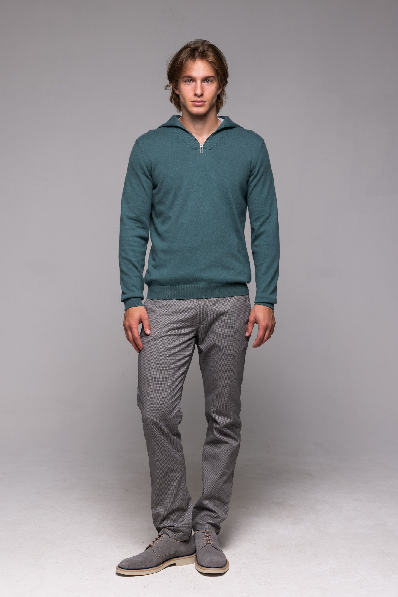 Zelený pulóver so zipsom