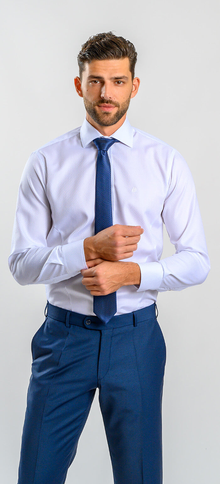 Biela Extra Slim Fit košeľa so vzorom guličiek