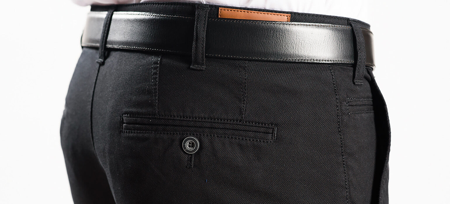 Černé volnočasové kalhoty