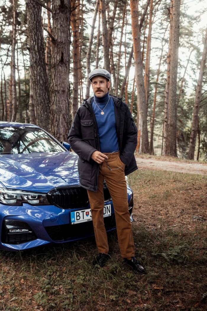 Hořčicové manšestrové kalhoty