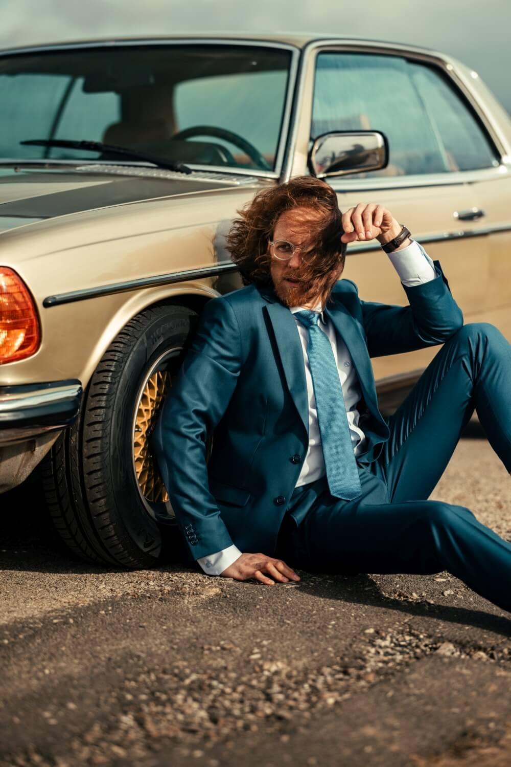 Královsky modrý vlněný Slim Fit oblek