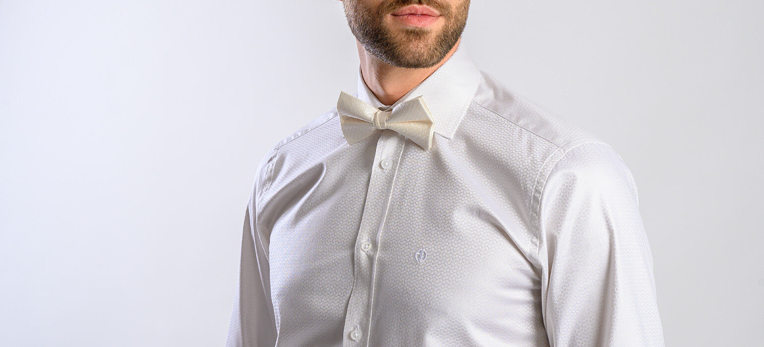 Maslová Classic Fit košeľa s jemným vzorom vlniek