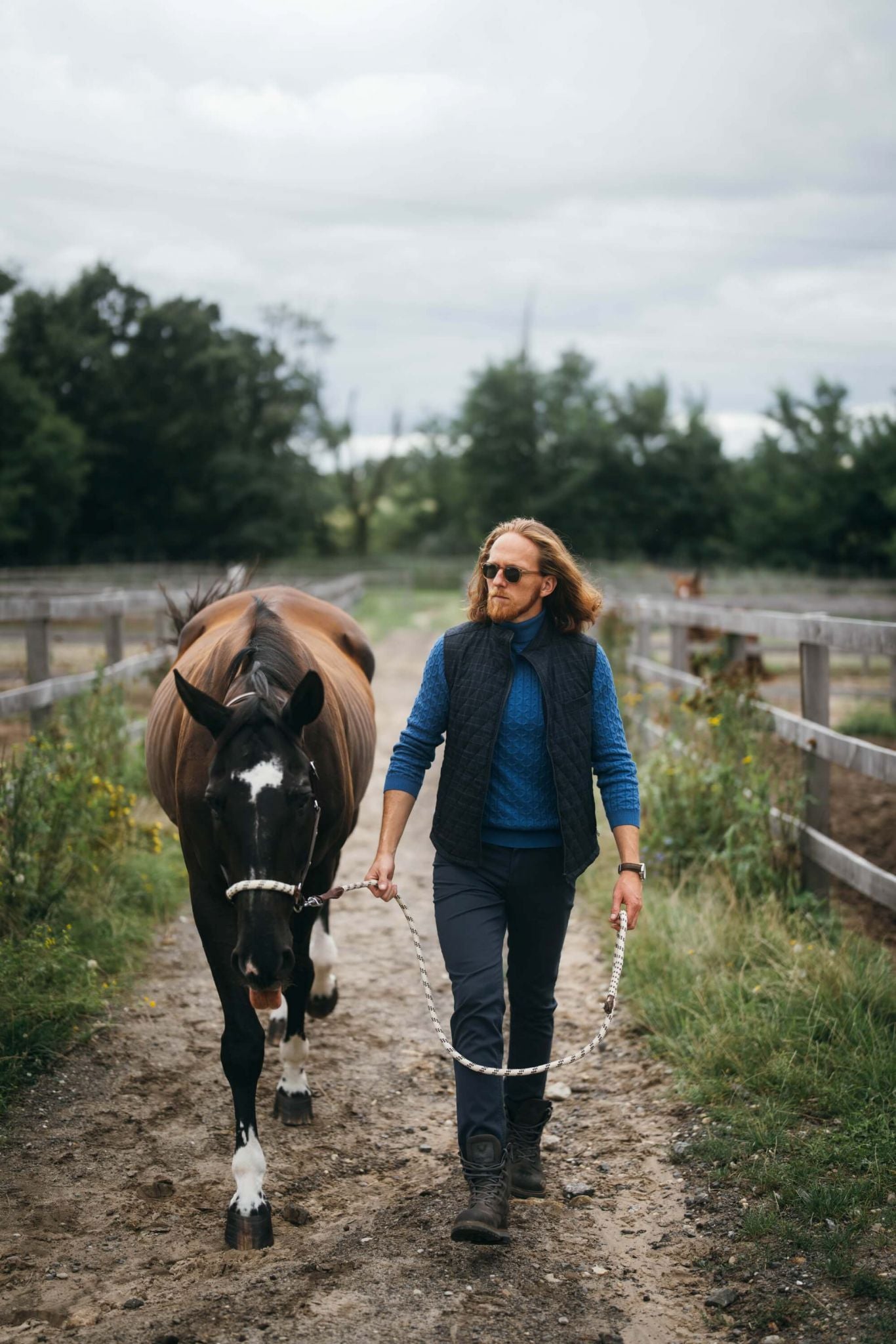 Modrý bavlnený rolák