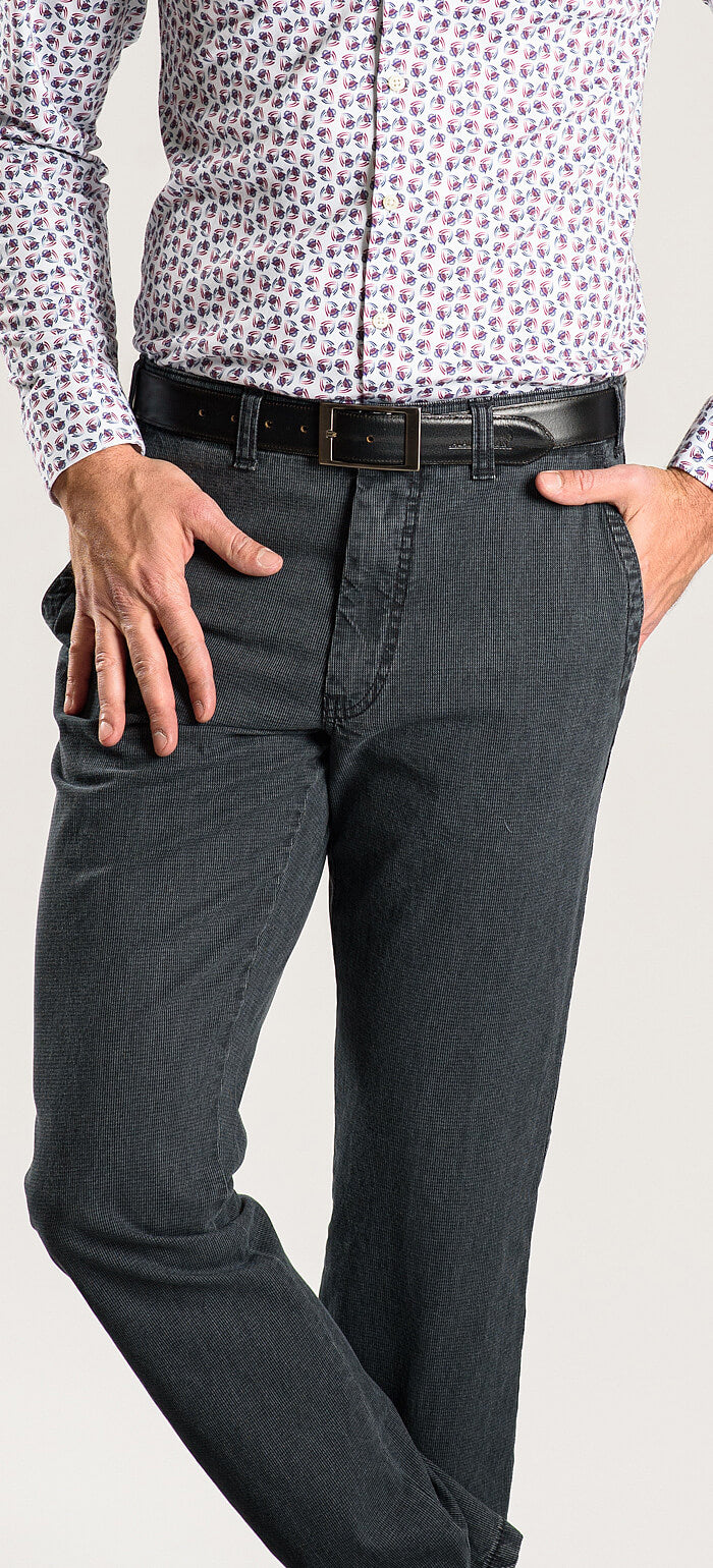 Šedé bavlnené nohavice