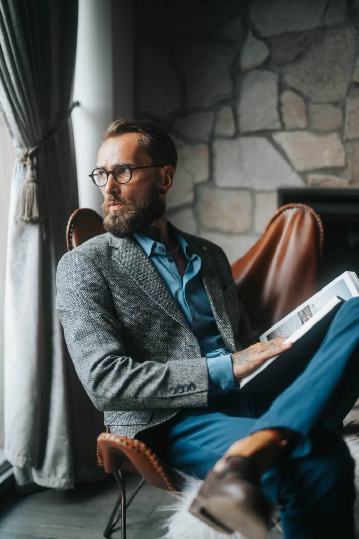 Šedé vlněné sako s modrým kárem