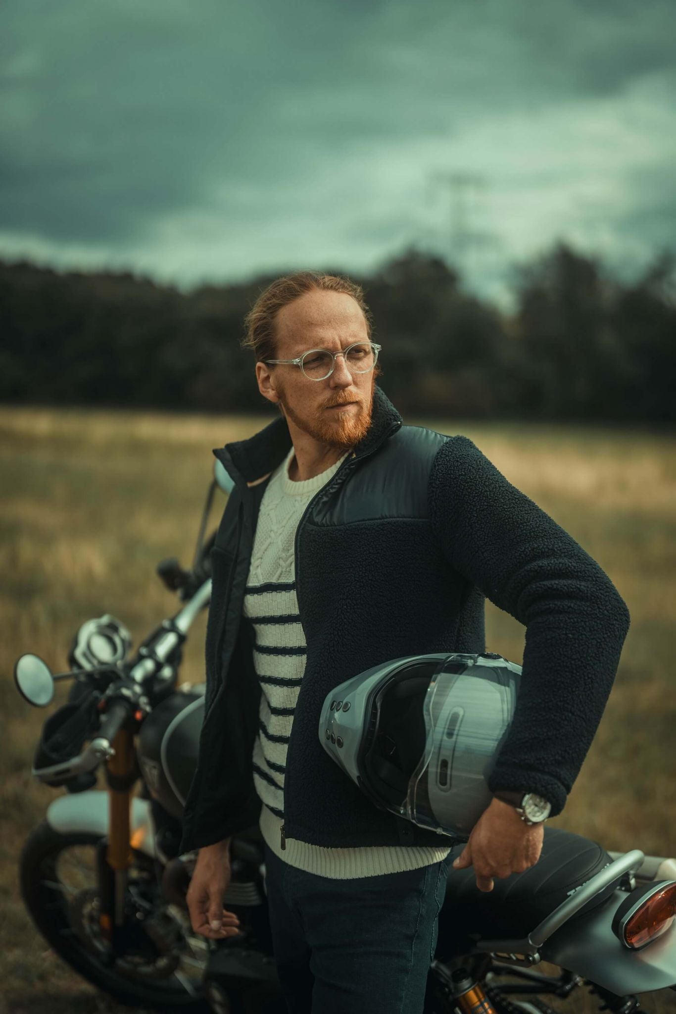 Tmavomodrá flísová bunda