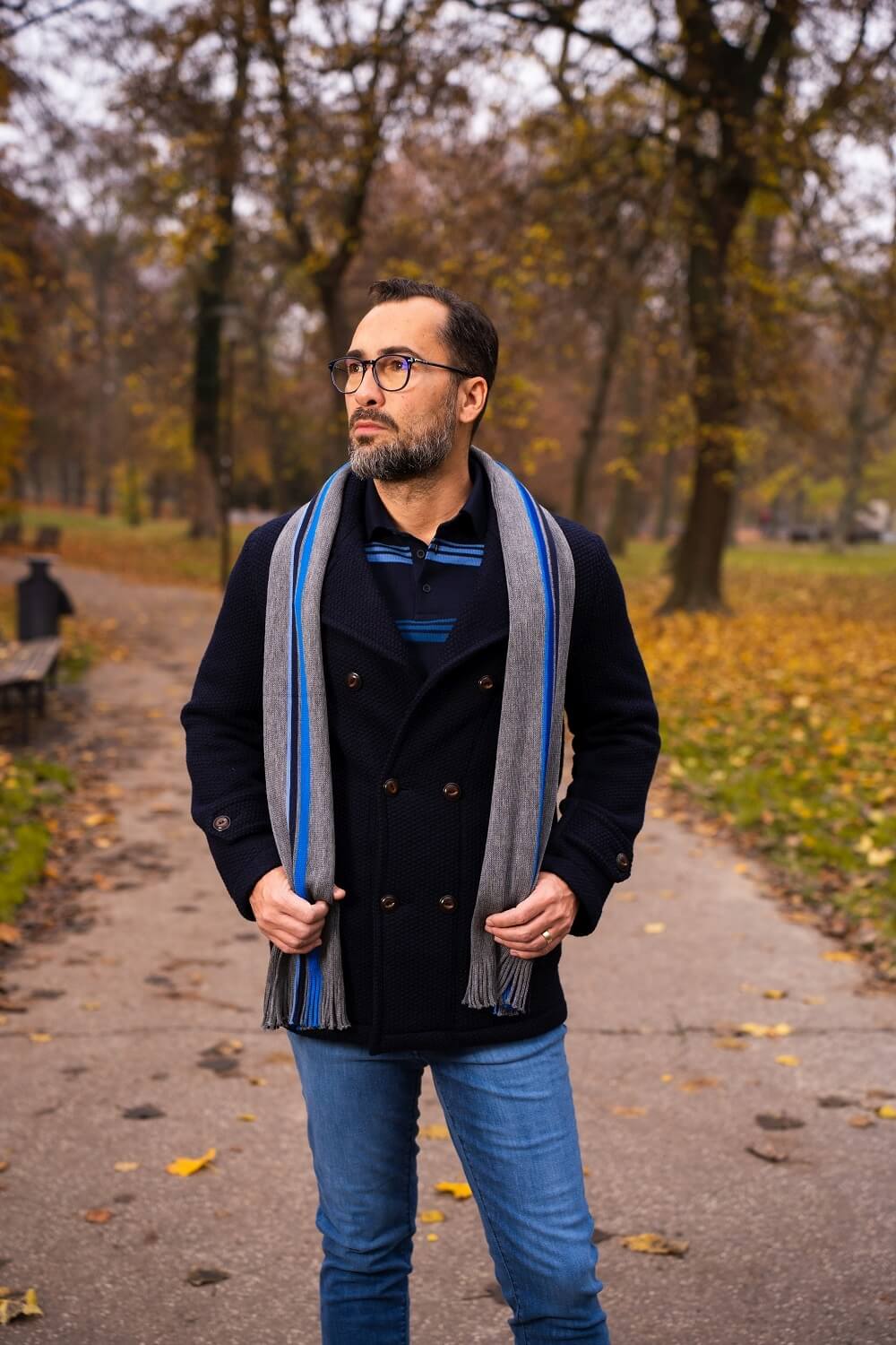 Tmavomodrá polokošeľa s dlhým rukávom