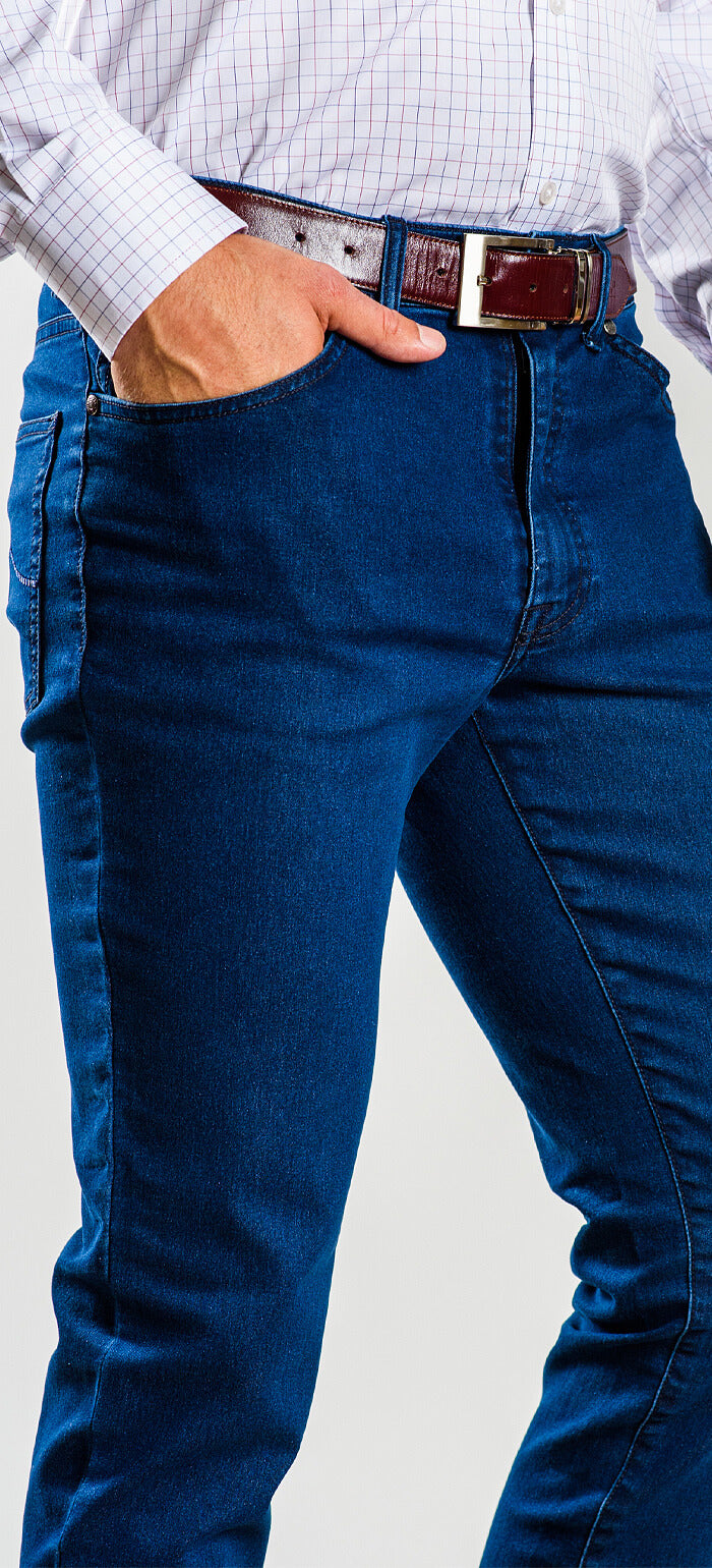 Tmavomodré džínsy