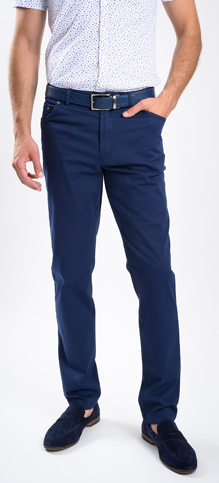 Tmavě modré džíny