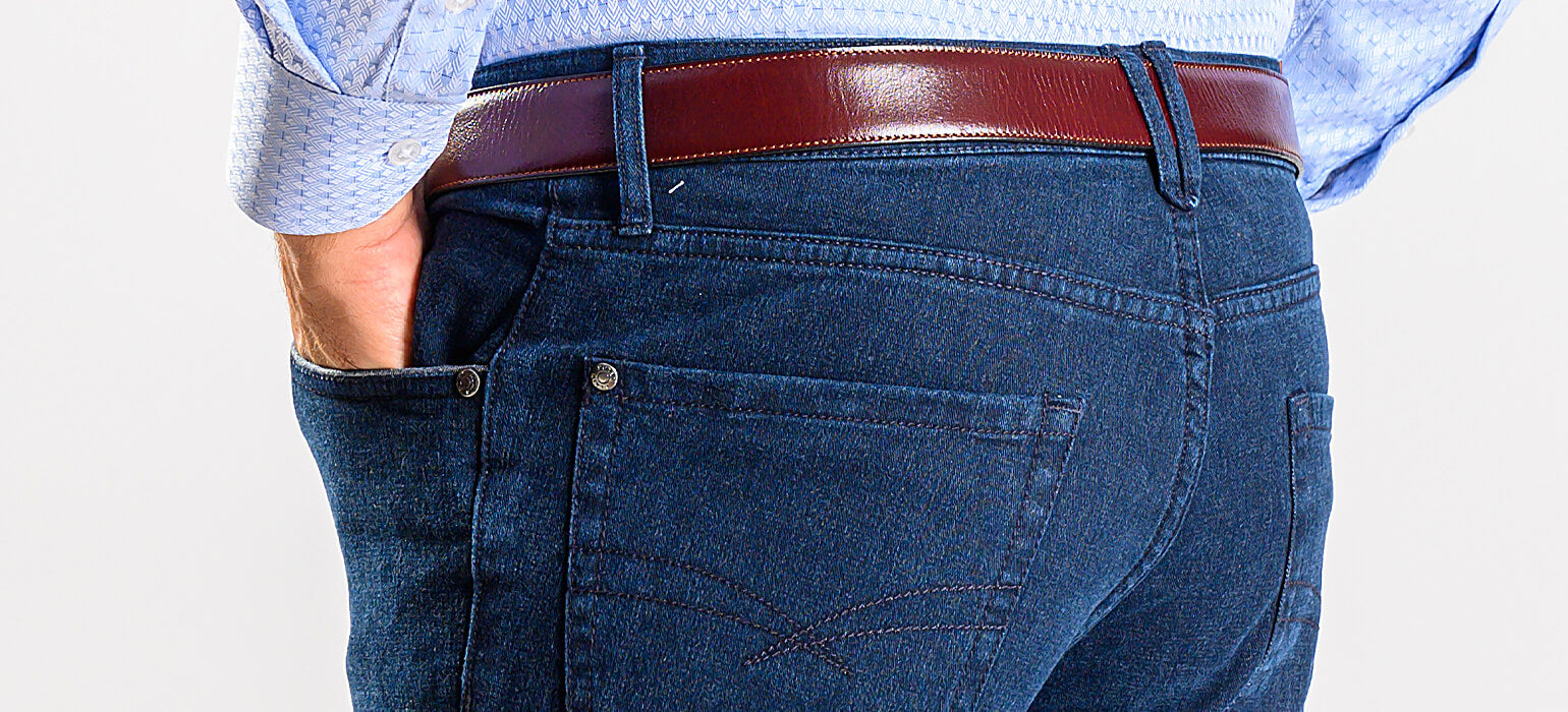 Tmavě modré džíny