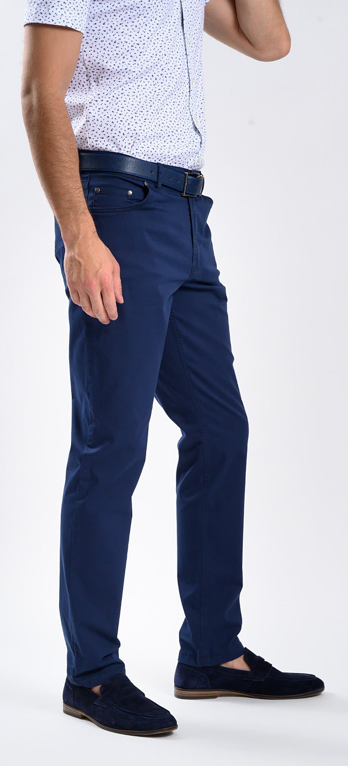 Tmavě modré džíny