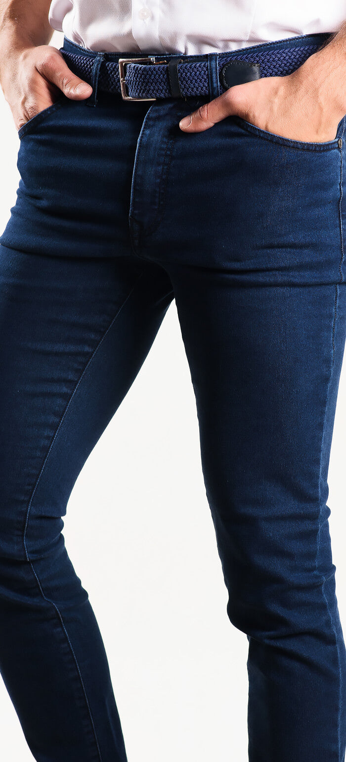 Tmavě modré džíny