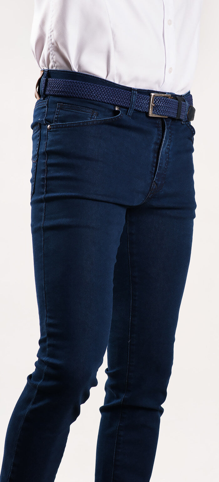 Tmavě modré džíny