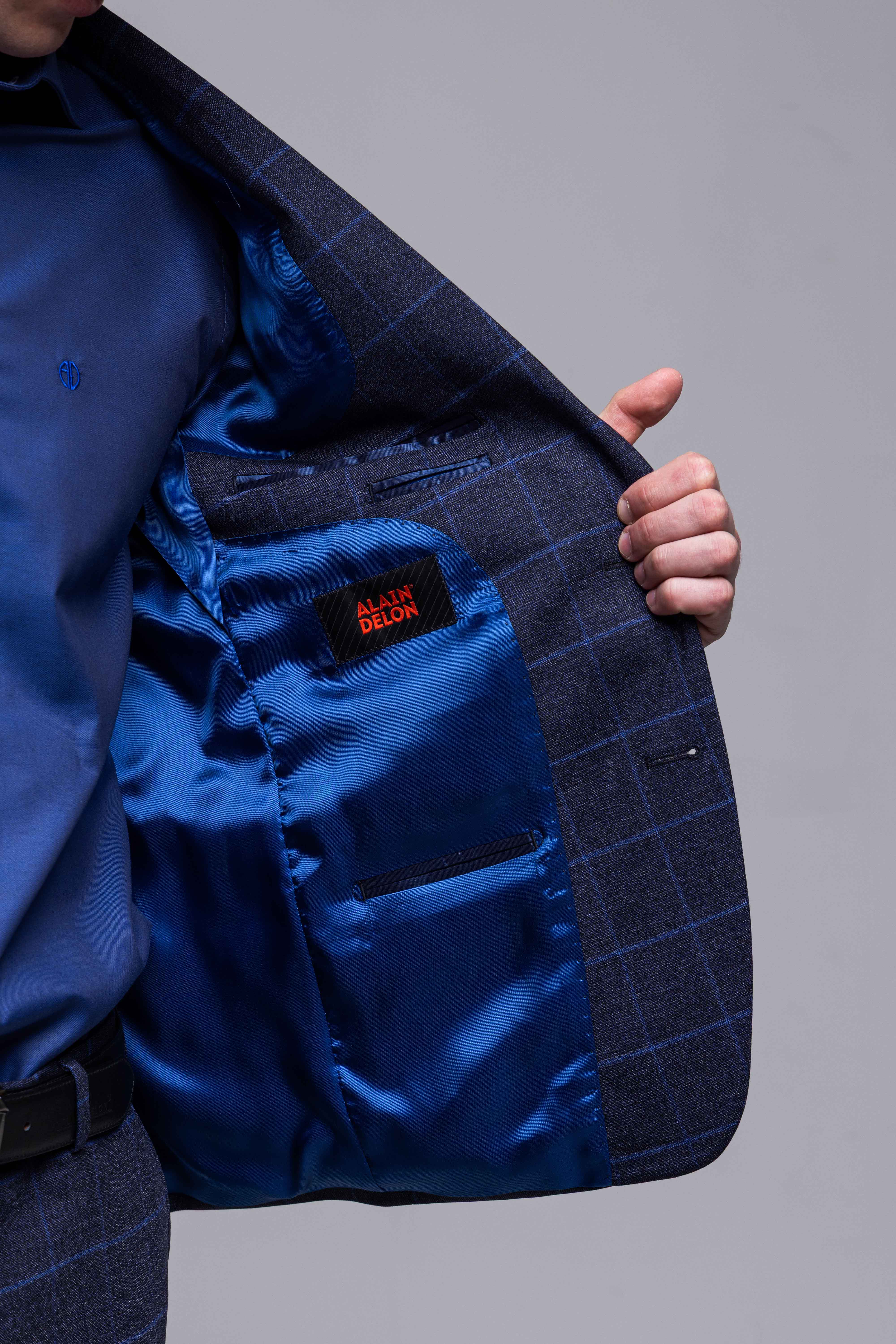 Modrý Slim Fit oblek s bledomodrým károm