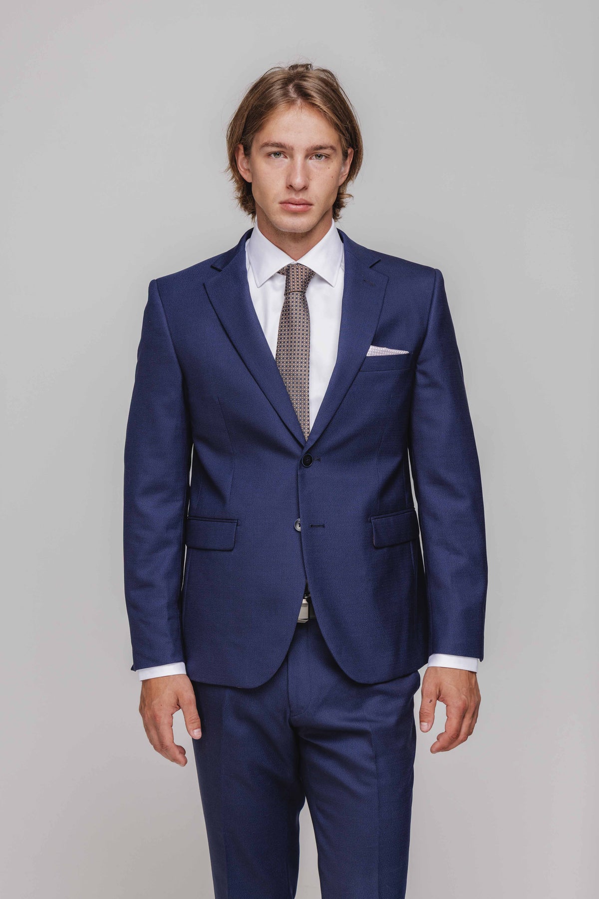 Modrý Slim Fit oblek s jemnou štruktúrou