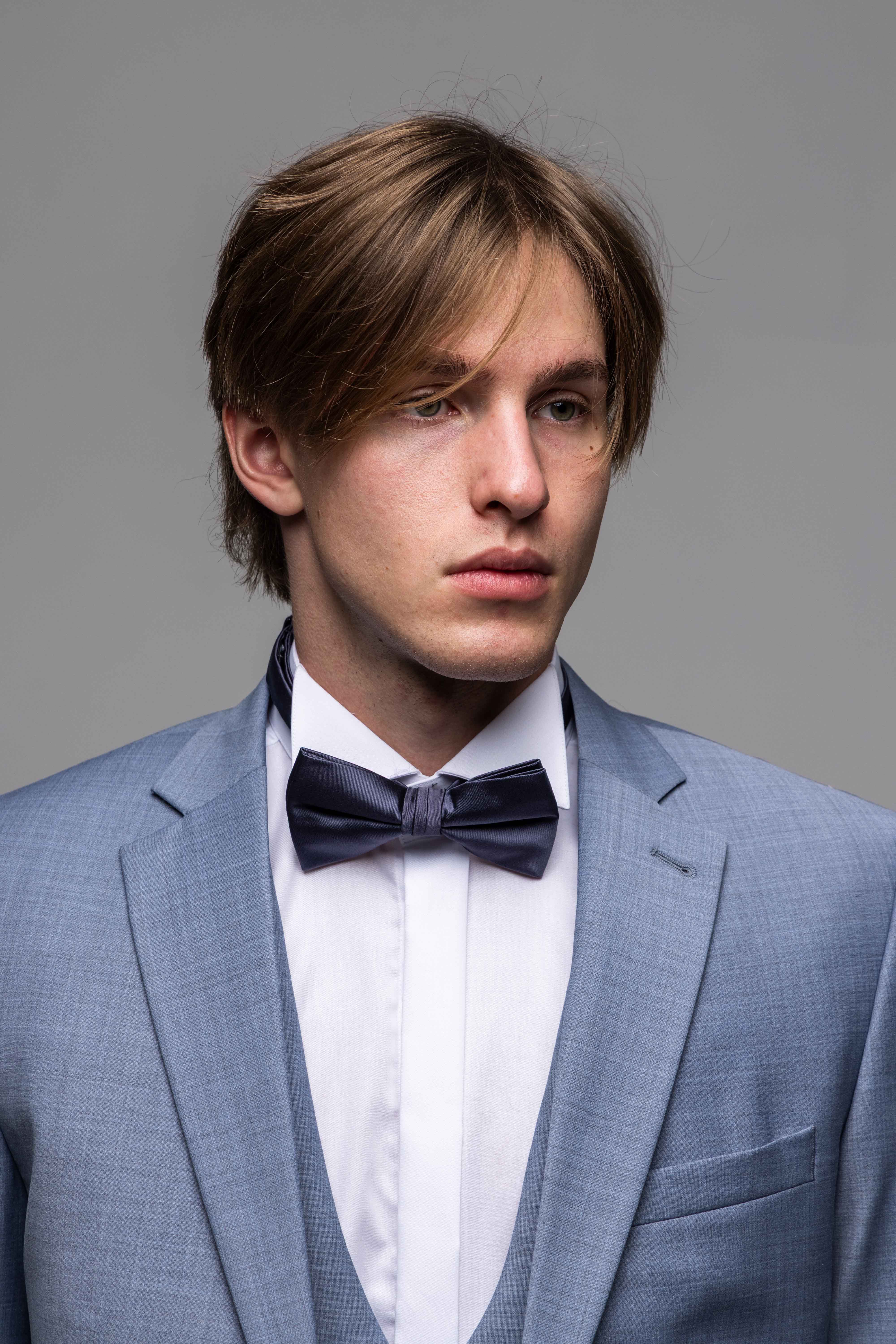 Modrosivý svadobný Slim Fit oblek s vestou