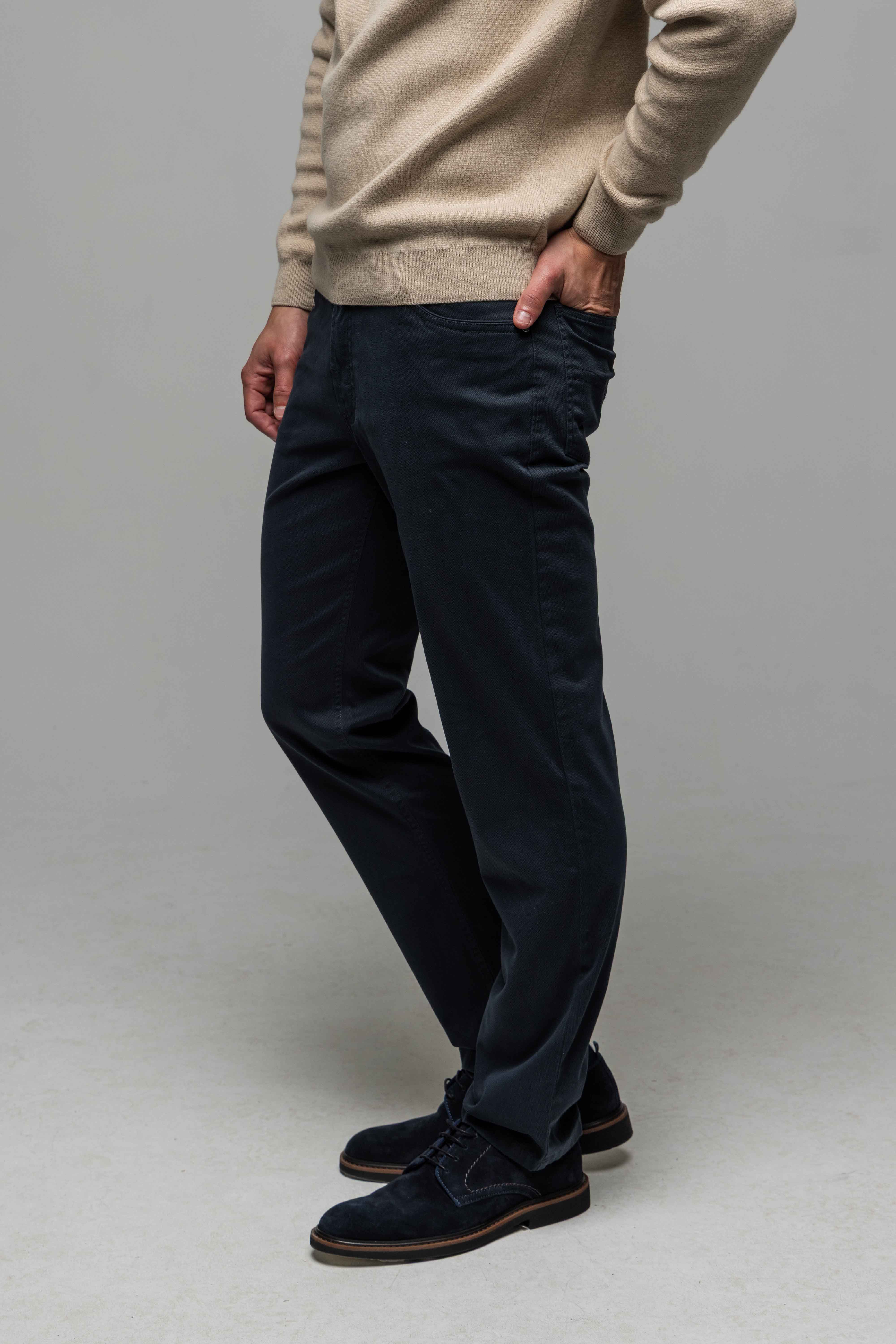 Modro sivé voľnočasové nohavice so vzorom