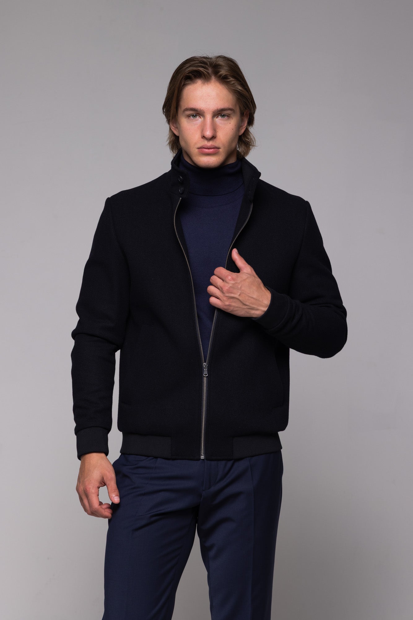 Čierna vlnená bomber bunda