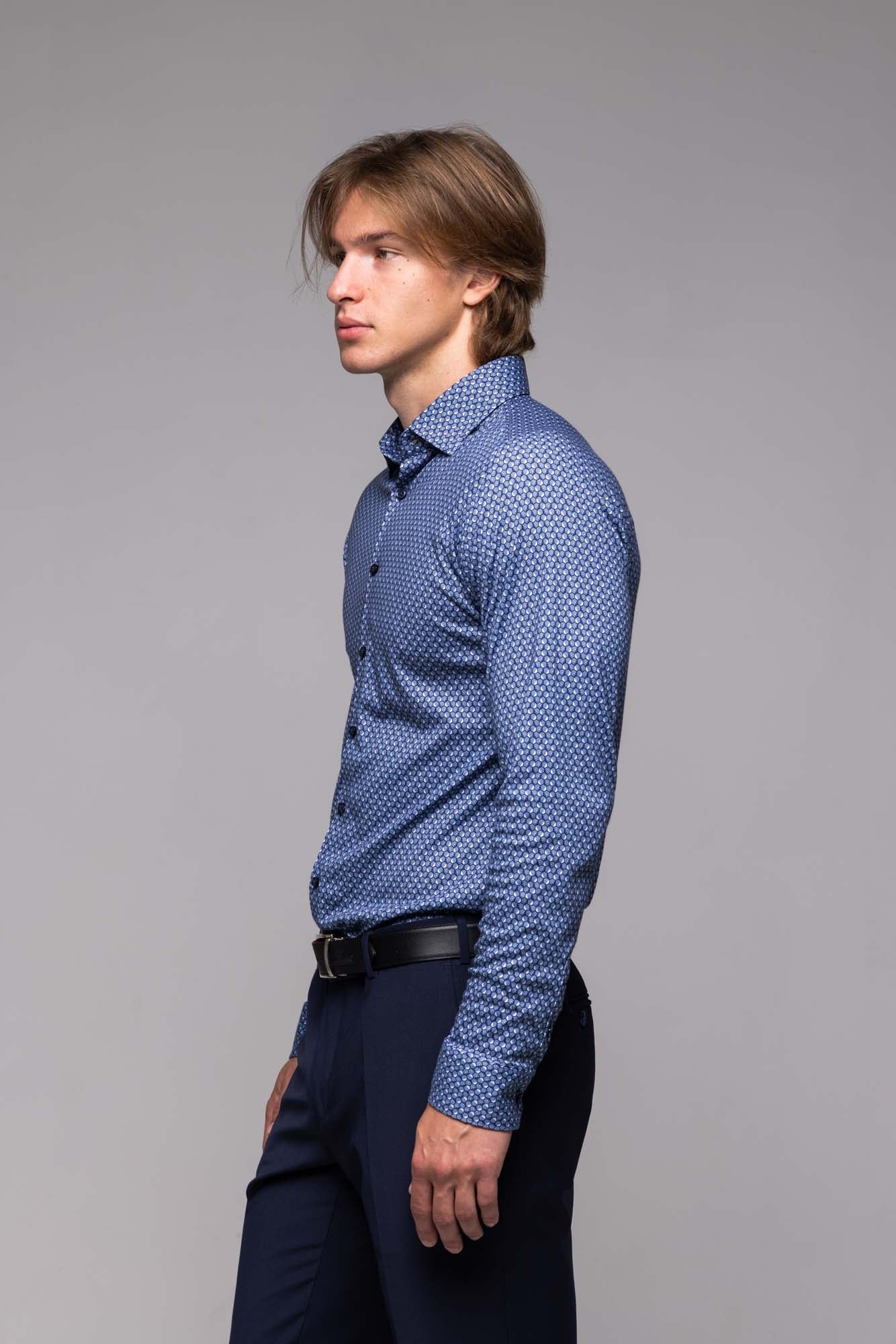 Modrobiela strečová Extra Slim Fit košeľa so vzorom