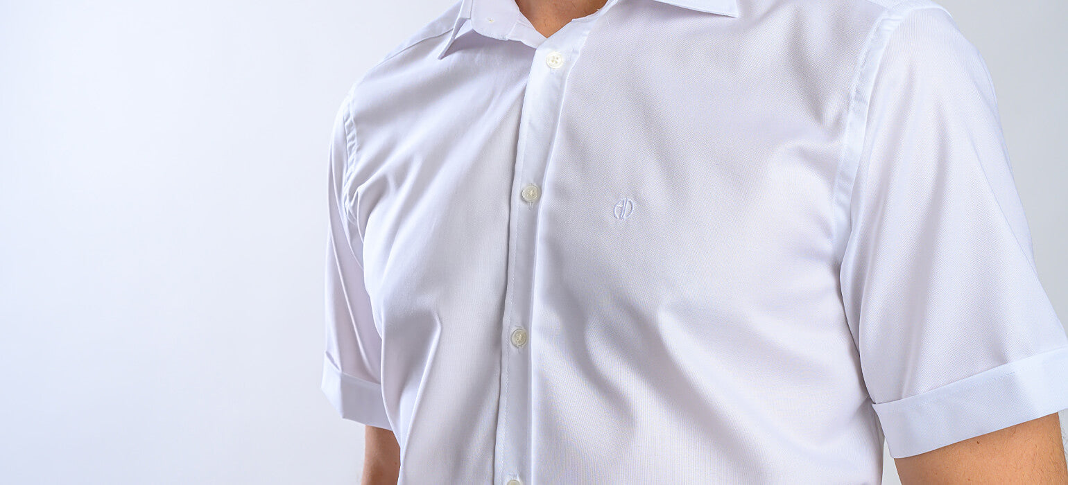Bílá Slim fit košile s krátkým rukávem