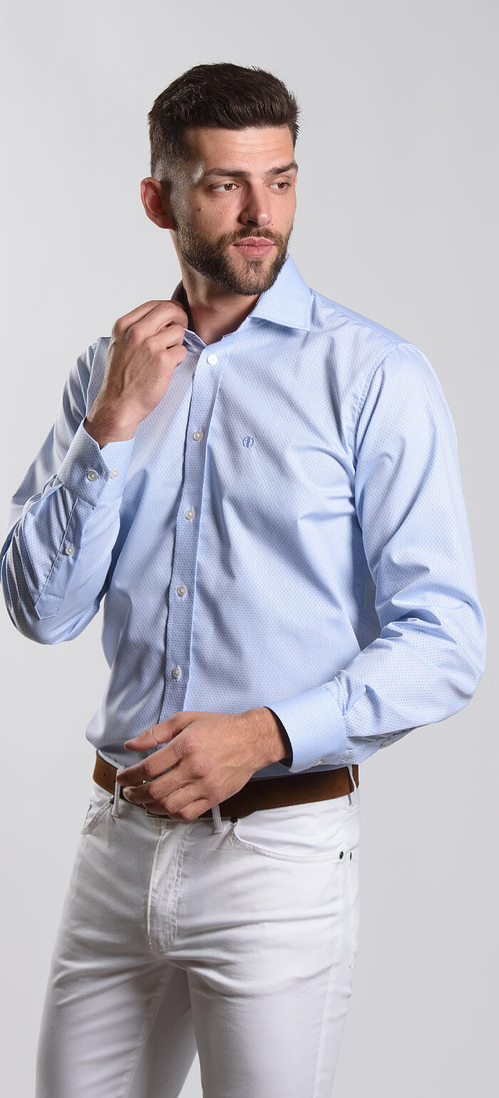 Bledě modrá Slim Fit košile s jemným vzorem