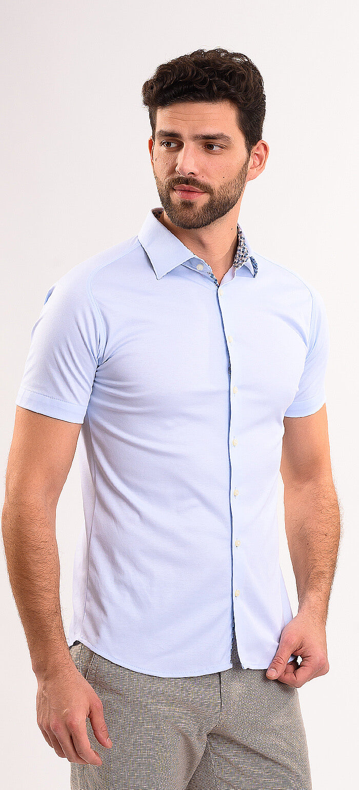 Bledě modrá strečová Extra Slim Fit košile s krátkým rukávem