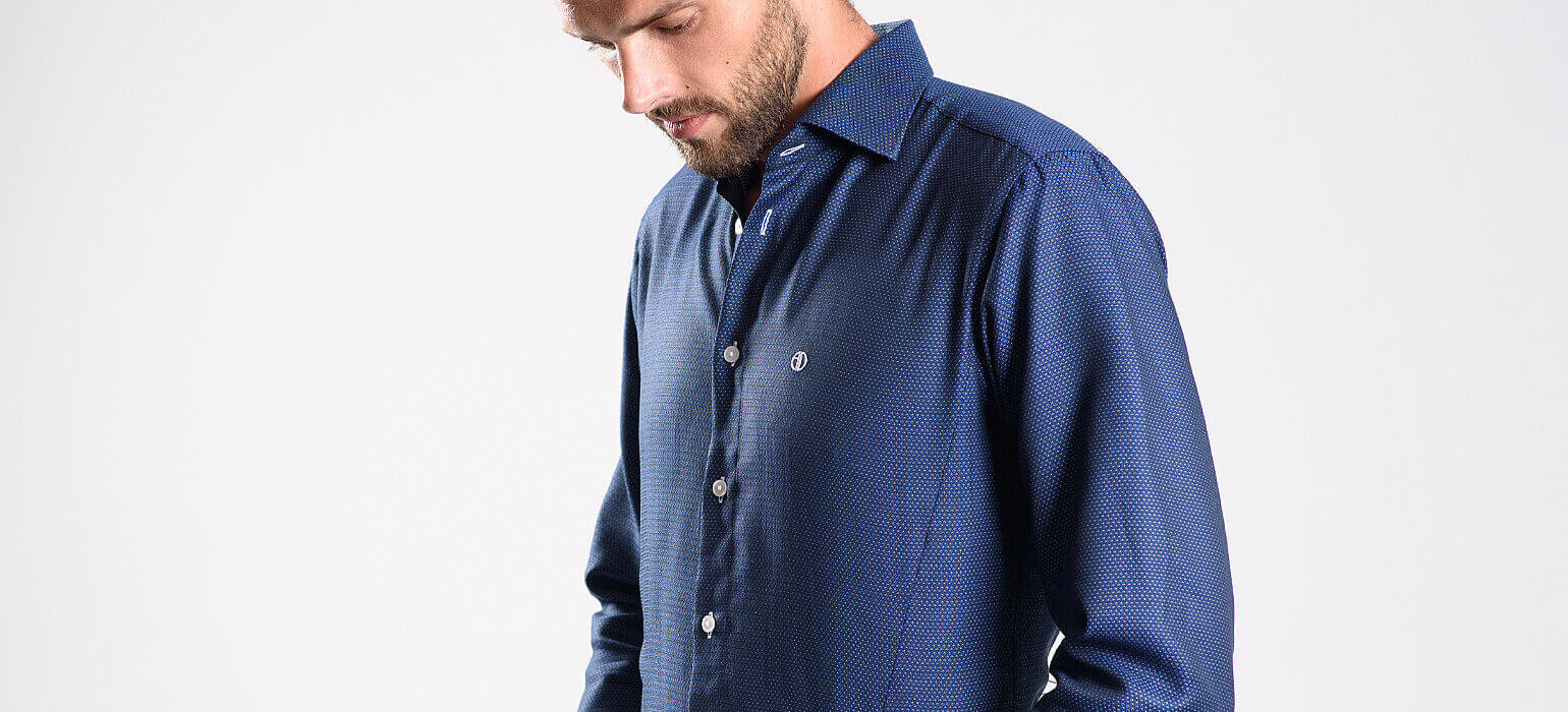 Tmavě modrá Extra Slim Fit košile