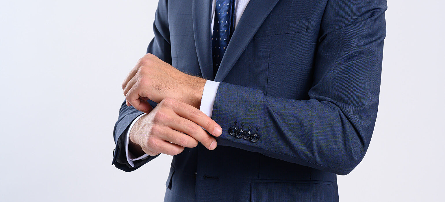 Tmavě modrý károvaný Slim Fit oblek